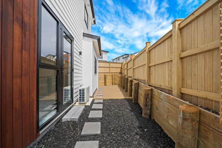 76 Koromeke Street Flat Bush_35