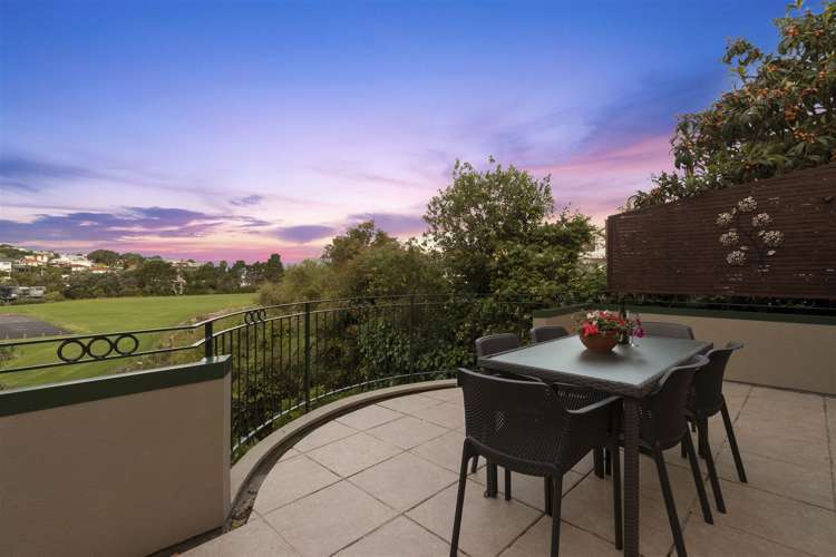 2/45 Prospect Terrace Milford_11