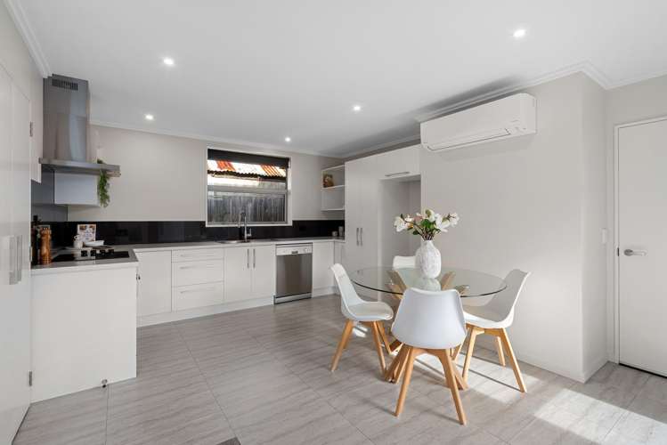 8B England Street Phillipstown_2