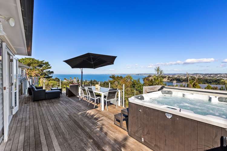 89 Roberts Road Matakatia_9