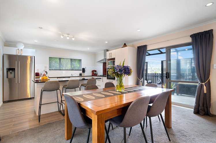 28B Kirrie Avenue Te Atatu South_4