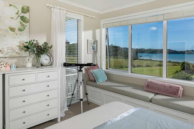 98 Ahumoana Road Okura Bush_18