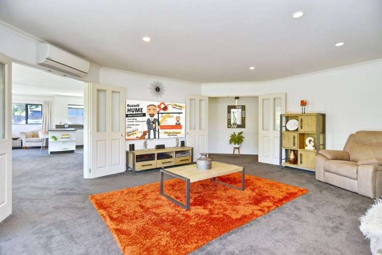 10 Glastonbury Drive Burwood_10