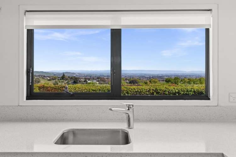 37 Hikanui Drive Havelock North_2