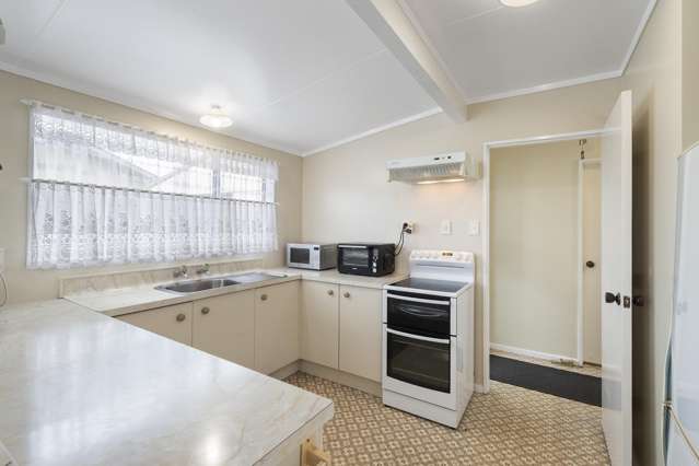 21 Railway Road Bunnythorpe_1