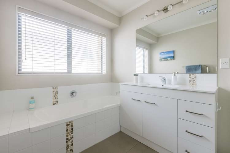 14 Ebony Court Rototuna North_17