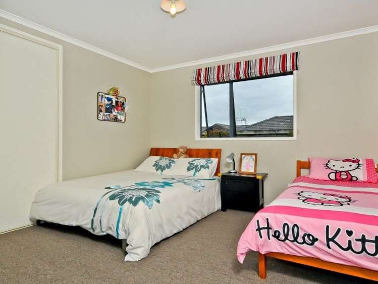 48 Somerton Drive Huntington_11