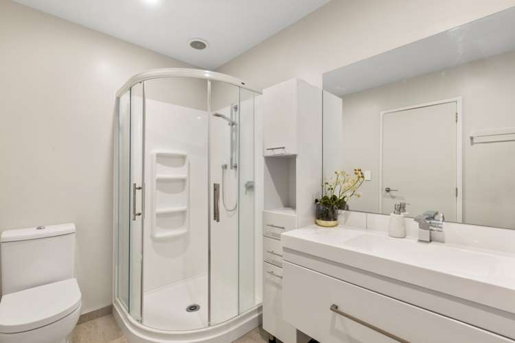 25 Saint Pauls Drive Brookfield_9