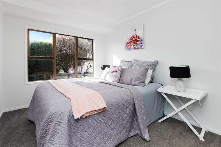 18 Kaanapali Place Wattle Downs_16