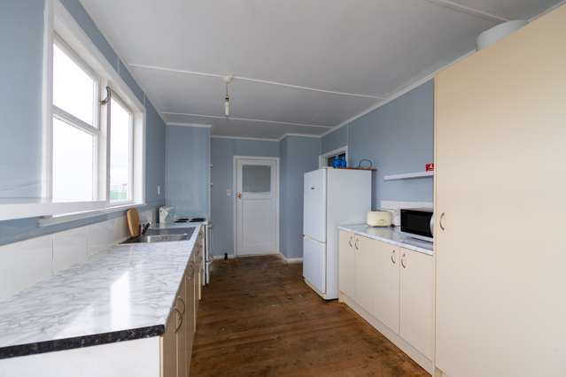 36 Curling Crescent Onekawa_1