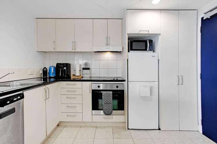 9-17 Byron Avenue Takapuna_23
