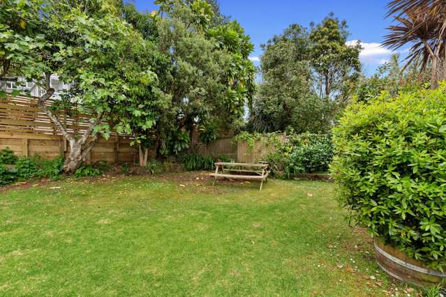 2/65 Church Street Devonport_1