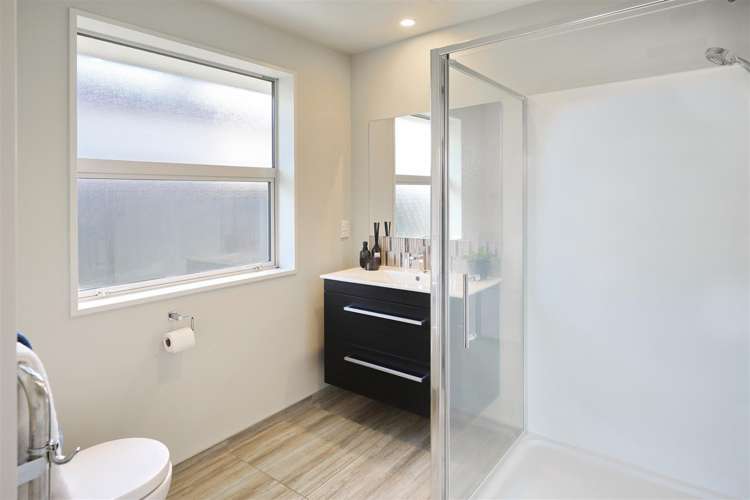 7 Vale Terrace Wigram_12