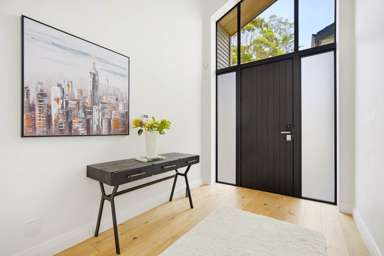 24 Lorikeet Place_2