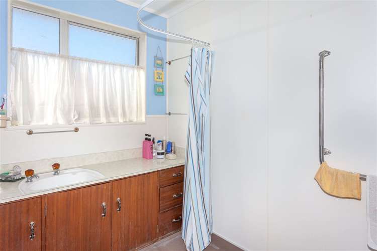 136 Lorraine Place Whangamata_21