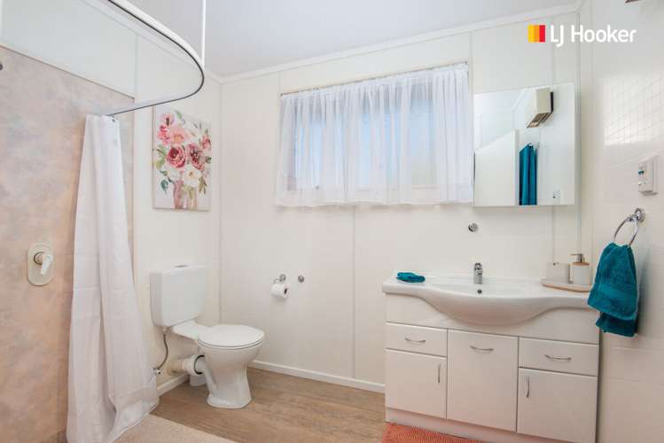 8 Esk Place Mosgiel_11