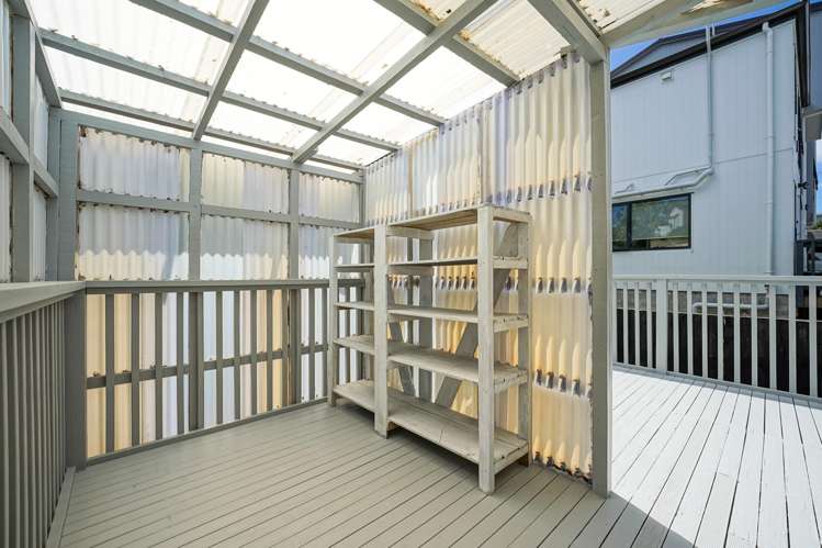 5/7 Duncan Avenue Te Atatu South_26