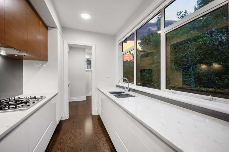 51 Blacks Road Greenhithe_5