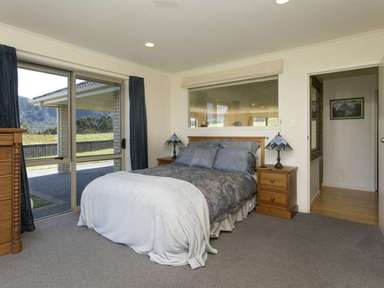 152 Hitiri Road Kinloch_14