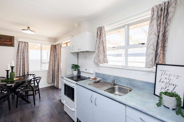 928 Tremaine Avenue Roslyn_5