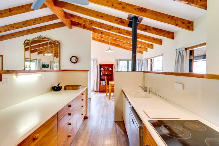 74 Tait Road Maraekakaho_7