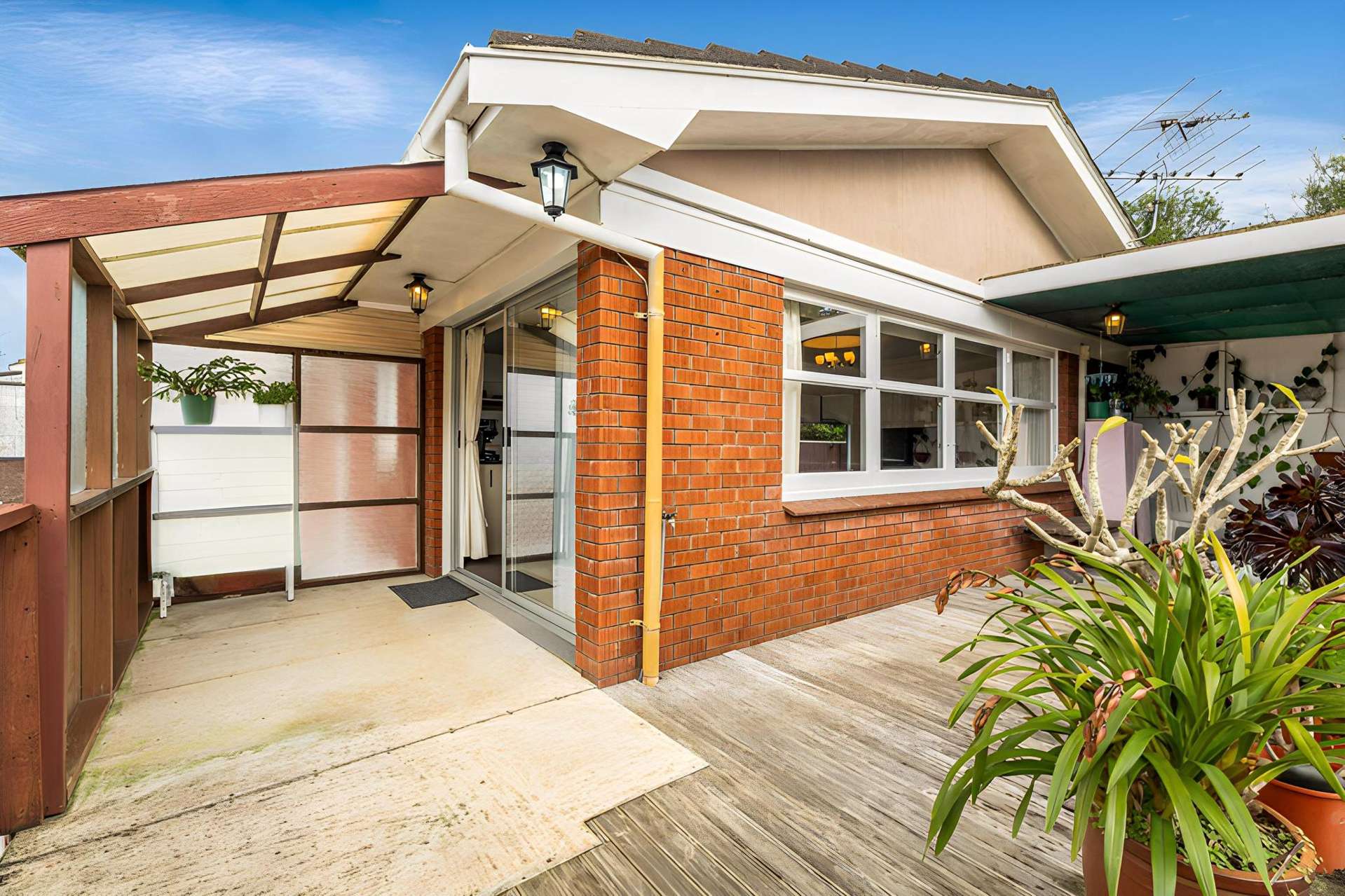 2/129a Ridge Road Howick_0