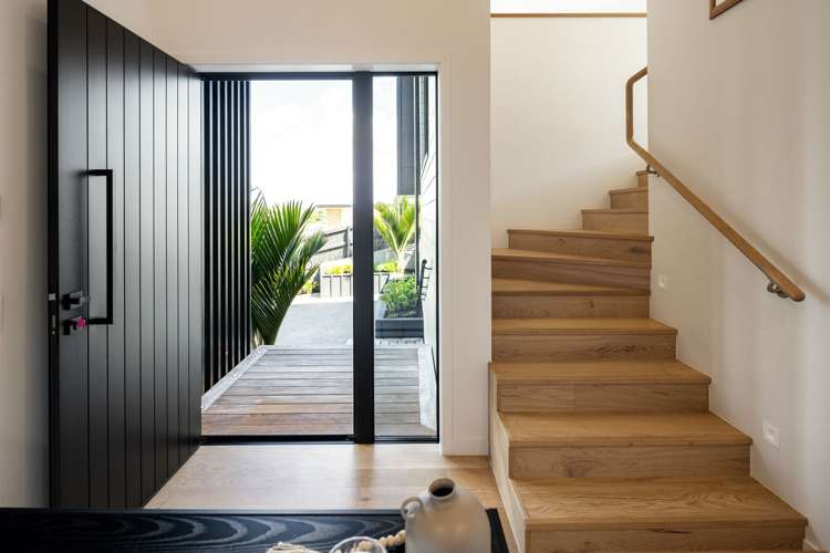 13 Evergreen Rise Grandview Heights_21