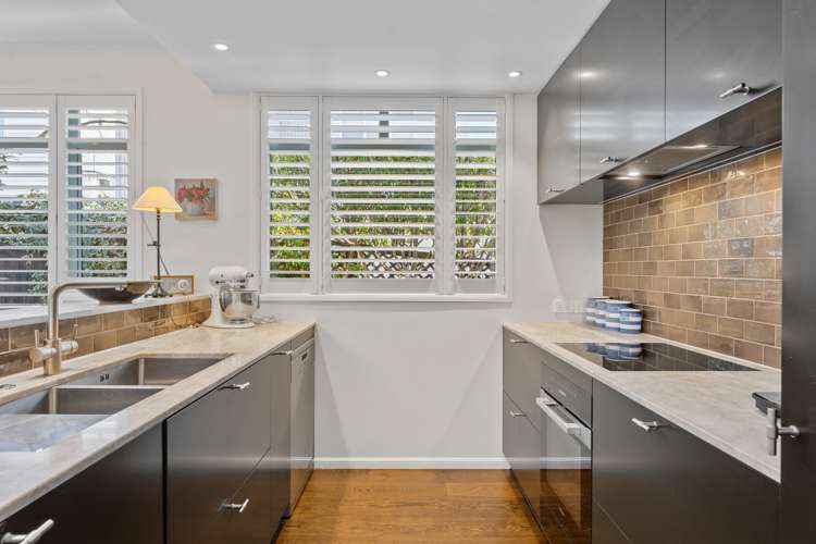 1/10 Ringwood Street Torbay_12