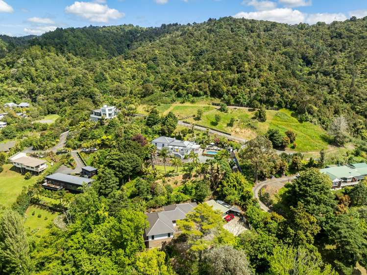 8 High Oaks Way Avenues_29