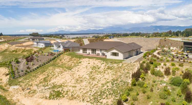 12 Mount Arthur View Redwood Valley_23