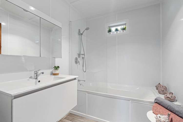 102 Centennial Avenue Waitara_11