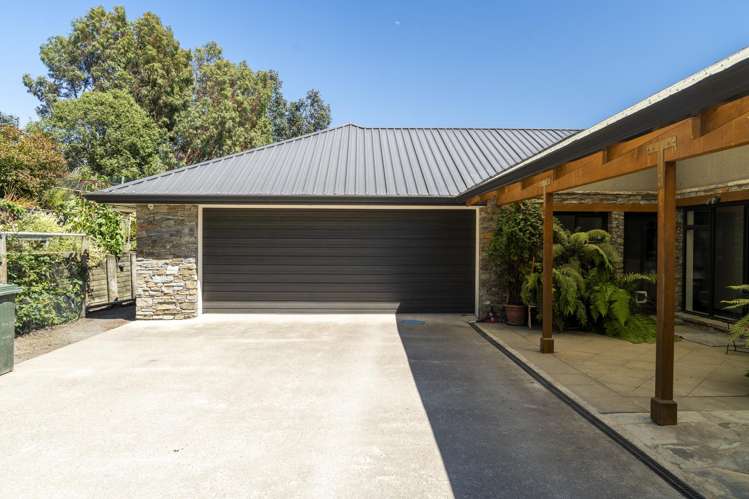 67 Surrey Heights Road Waihola_5