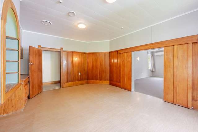 58, 58a 58b White Road Otane_4