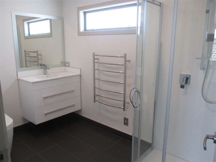 3/372 Worcester Street Linwood_5