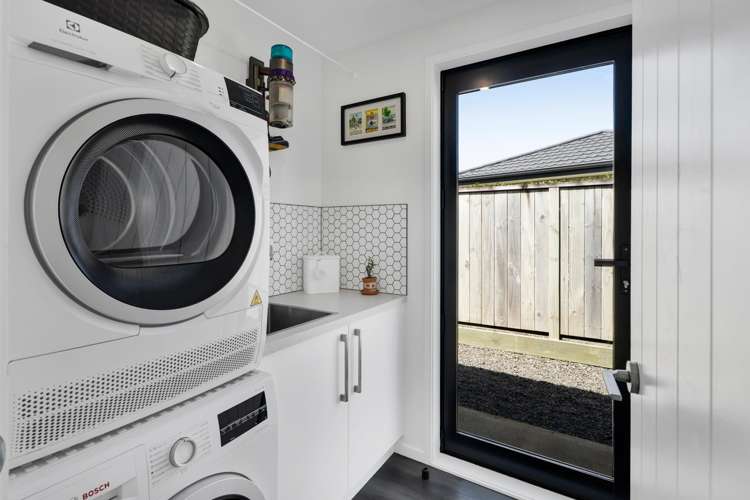 42 Papawhero Drive Bell Block_20