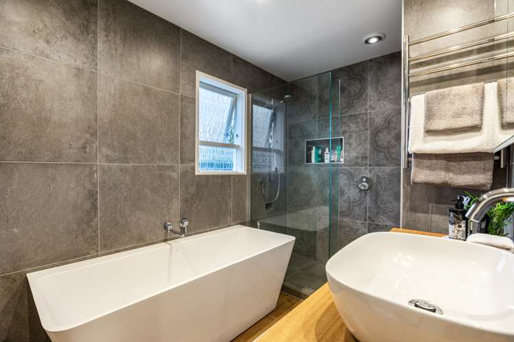 36 Gill Avenue Te Atatu Peninsula_11