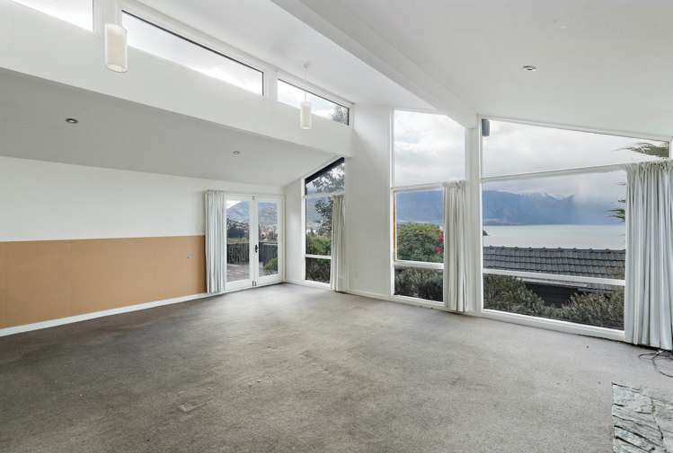 22 Lomond Crescent Queenstown_16