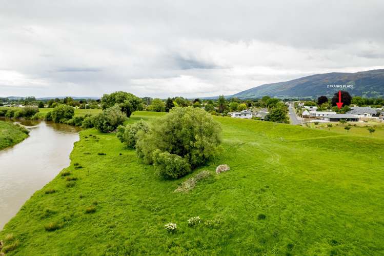 2 Franks Place Outram_23