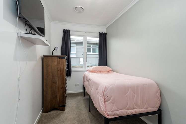 10 Grants Road Marchwiel_19