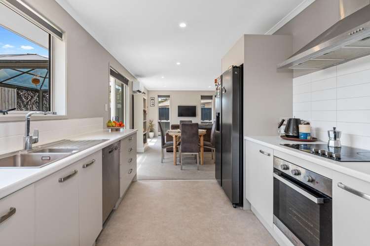 76 Sentinel Avenue Omokoroa_2