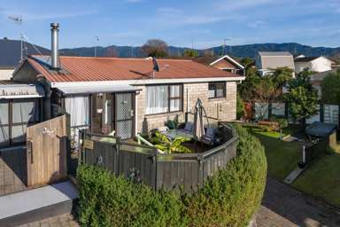 2/33 Kea Street_1
