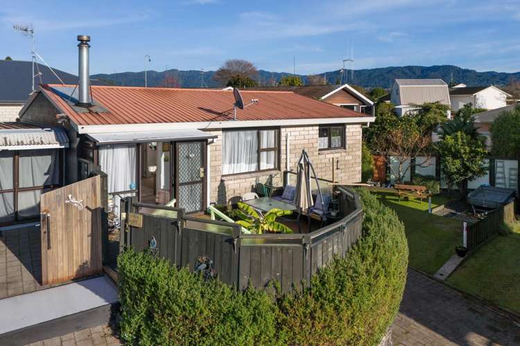 2/33 Kea Street Katikati_1