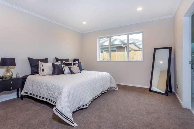 55 Turnberry Drive Wattle Downs_13