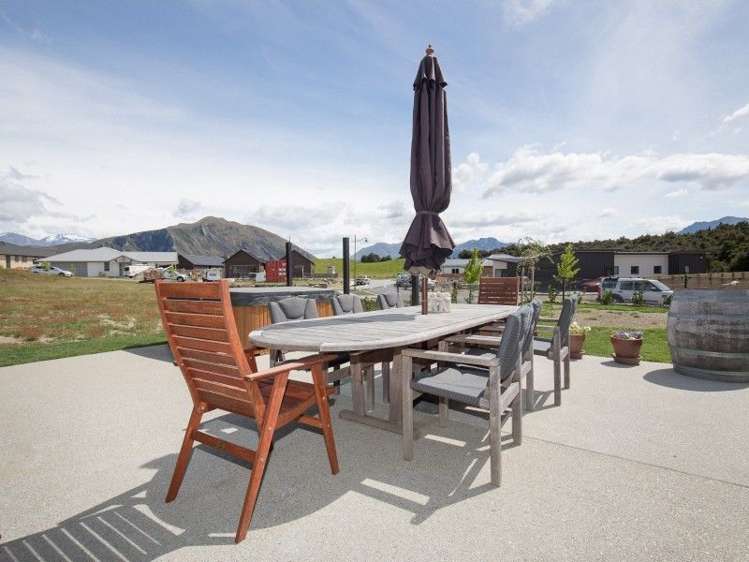 80 Infinity Drive Wanaka_11