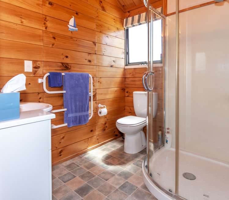 145 Bambury Place Onemana_15