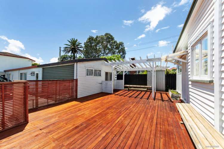 22 Tiverton Road Avondale_15