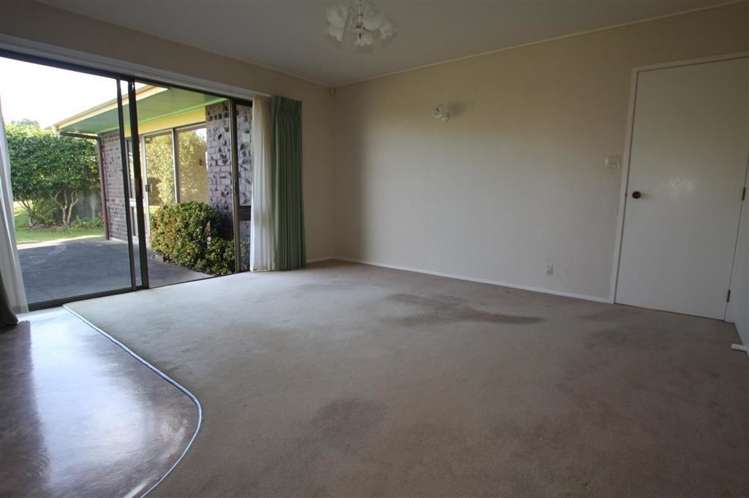 8 Gracechurch Drive Flat Bush_3