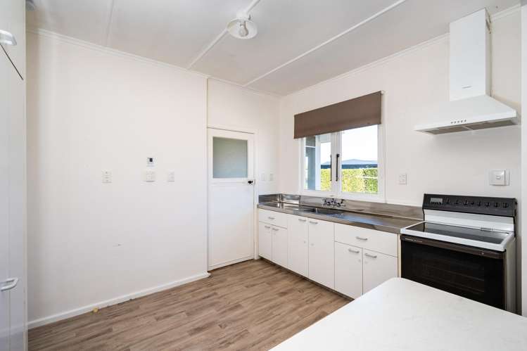209 Leo Street Akina_5