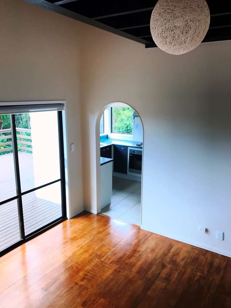 38 Longfellow Parade Glen Eden_7