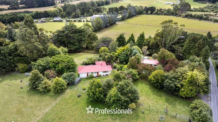 235 Marchant Road_0